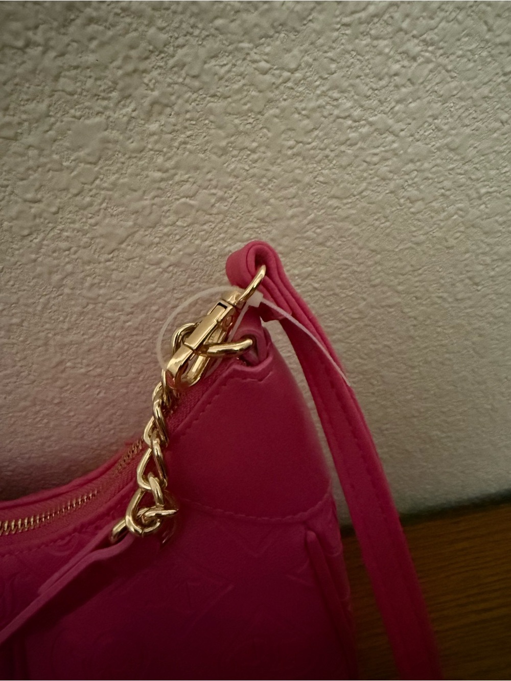 Juicy Couture Hot Pink Embossed Shoulder Bag with Gold Hardware - Picture 5 of 5
